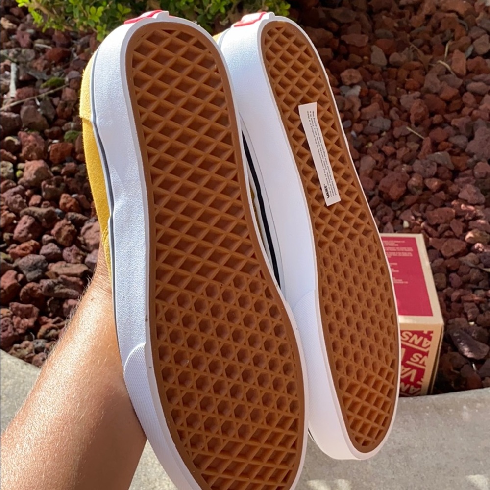 SOLD vans doheny mustard yel pigskin suede sneaker - Picture 9 of 10